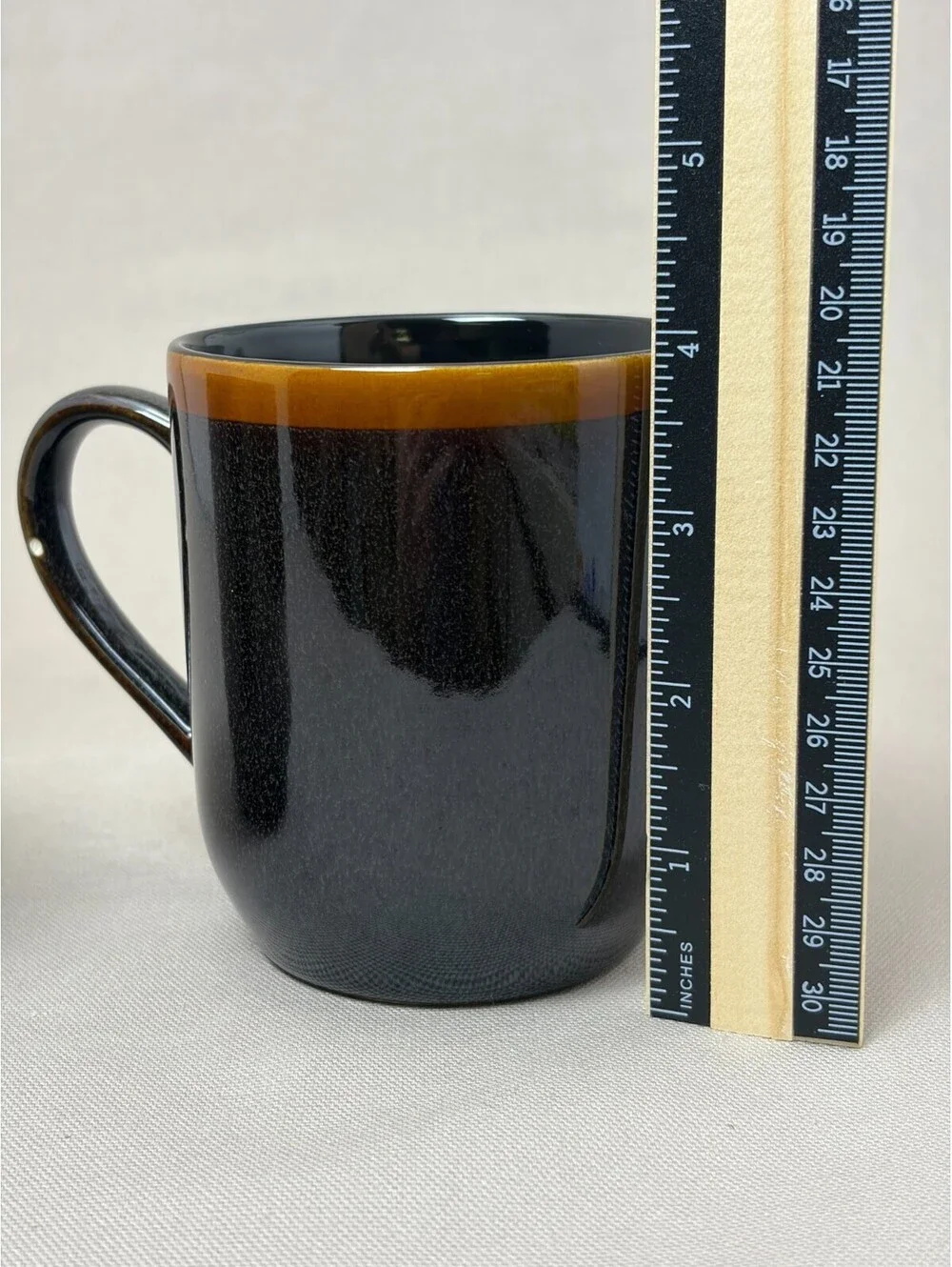 Elama Coffee Mugs Set of 2 Black Brown Rim Two Tone Stoneware Tea Cups 12 oz